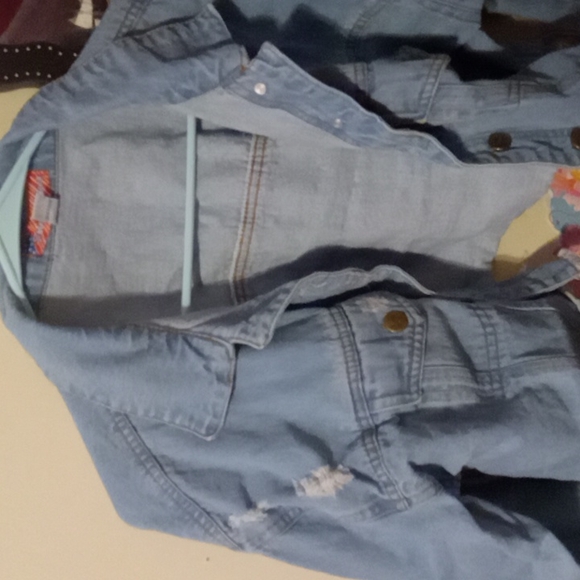 Nice different - Picture 3 of 4